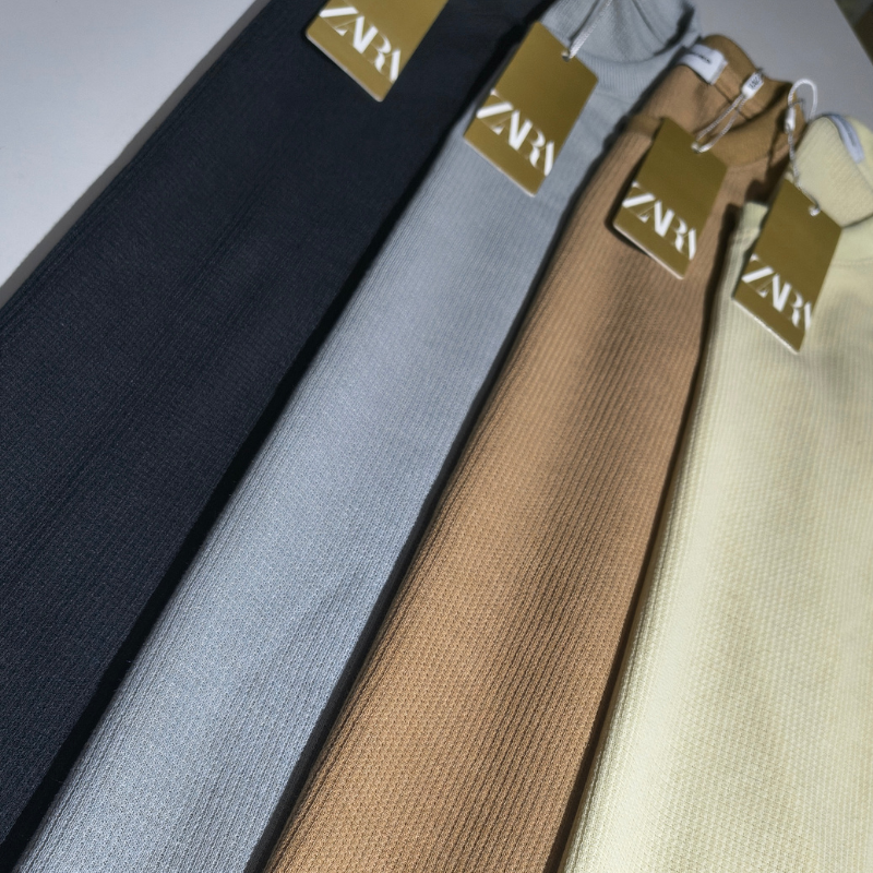 CAMISETA ZARA TEXTURIZADA WAFFLE LEVE - Imagem 3