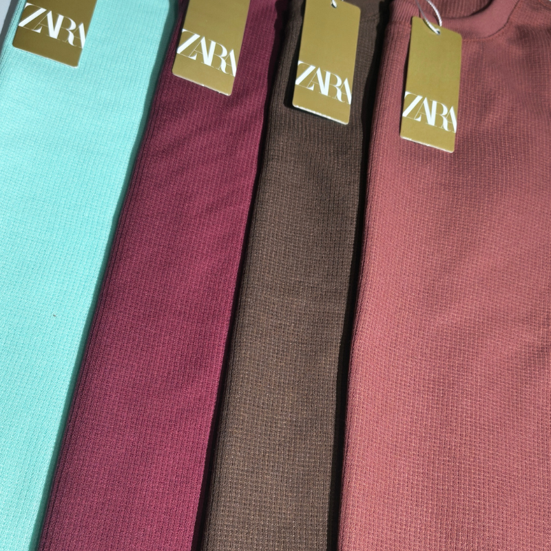 CAMISETA ZARA TEXTURIZADA WAFFLE LEVE - Imagem 4